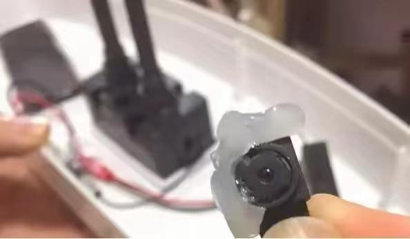 宿舍里装摄像头违法吗？解读相关法规与伦理边界