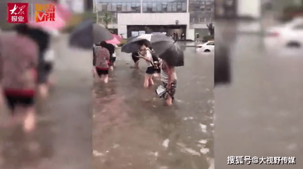 被冲进下水道还有机会生还吗
